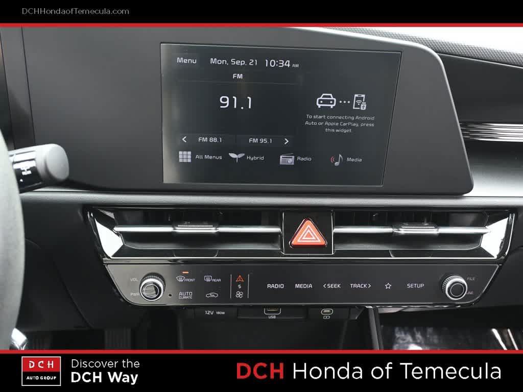 Used 2024 Kia Niro LX FWD image 12