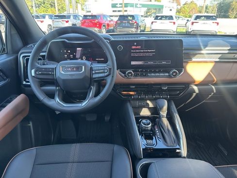 New 2026 GMC Canyon AT4 image 12