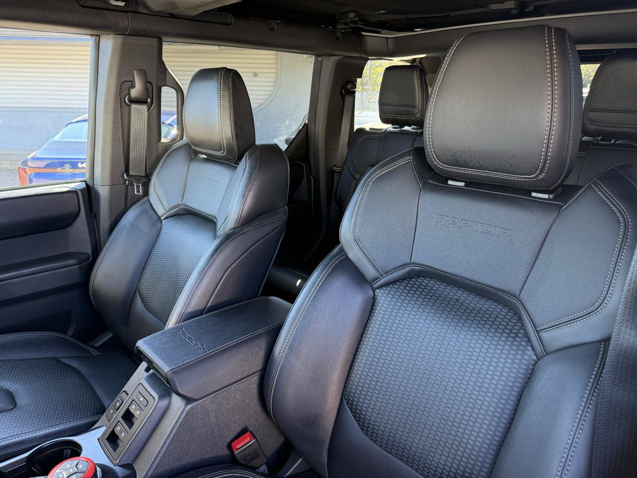 Used 2024 Ford Bronco Raptor AWD/4WD image 9