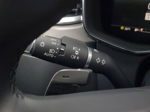 Used 2024 Jaguar F-PACE R-Dynamic S image 18