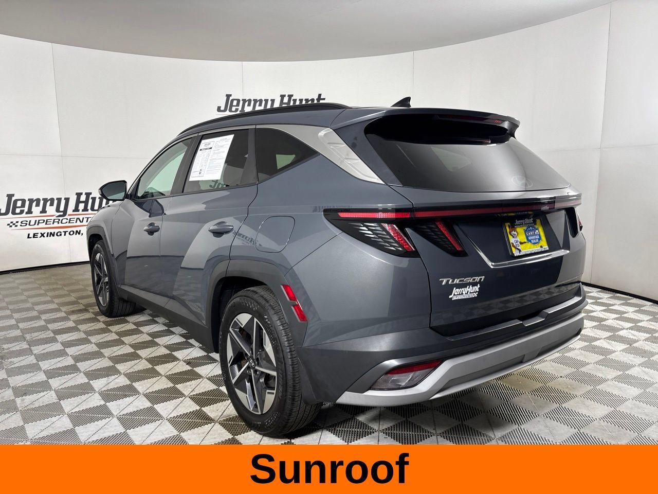 Used 2025 Hyundai Tucson SEL FWD image 9