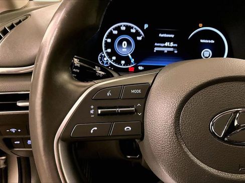 Used 2020 Hyundai Sonata SEL w/ Premium + Sunroof Package FWD image 17