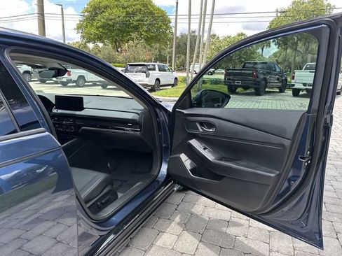Used 2024 Honda Accord EX-L image 23