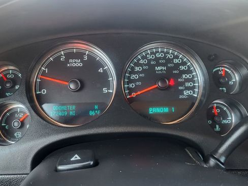 Used 2011 GMC Sierra 2500 SLT w/ SLT Convenience Package image 28