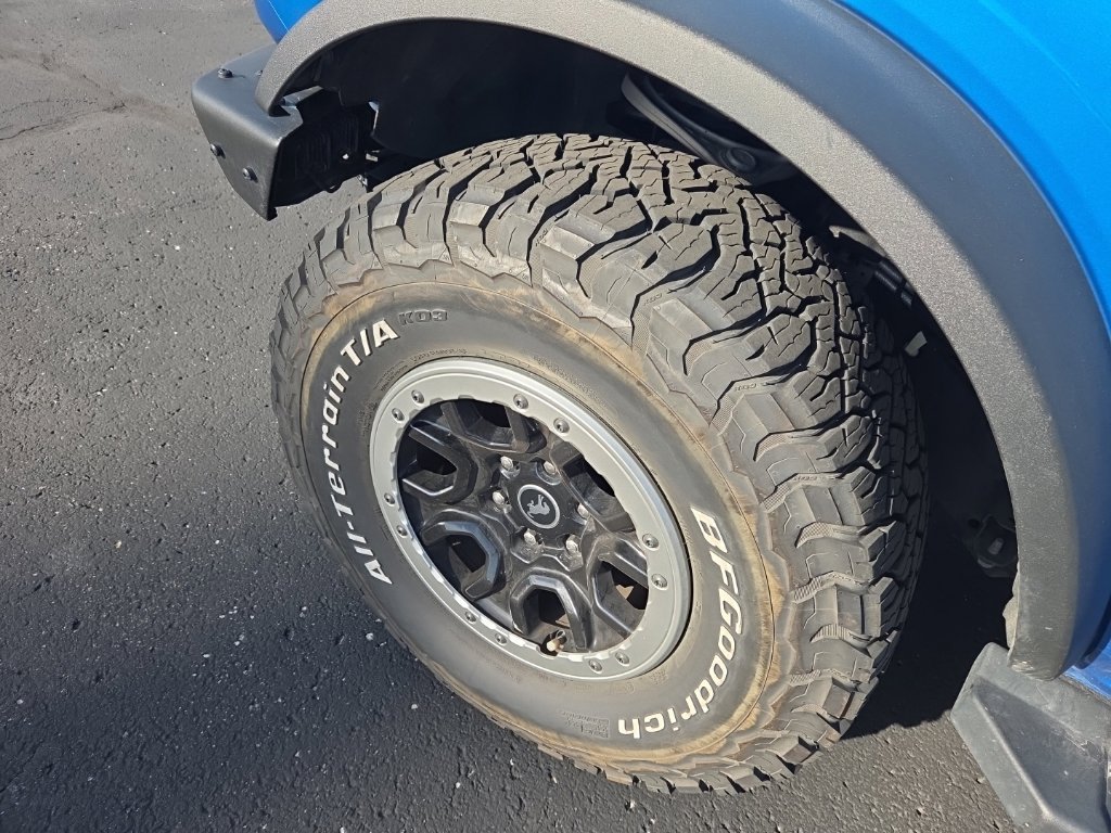 Certified 2022 Ford Bronco Badlands AWD/4WD image 3