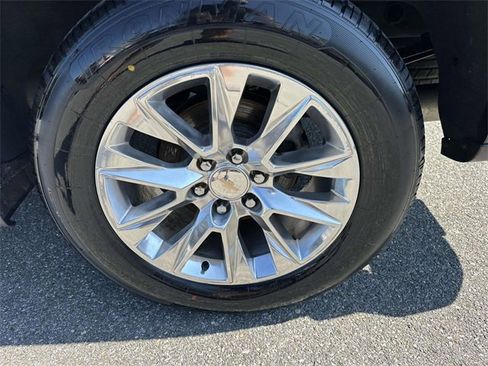 Used 2019 Chevrolet Silverado 1500 High Country image 46