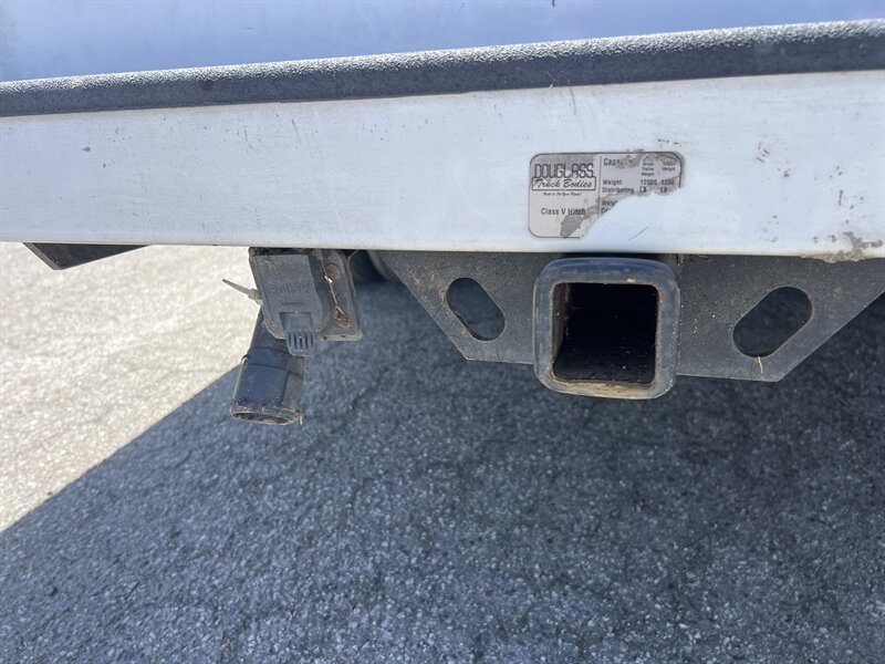 Used 2023 Ford F550 2WD Regular Cab Super Duty image 14