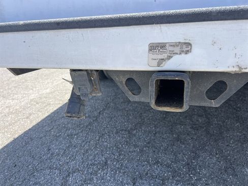 Used 2023 Ford F550 2WD Regular Cab Super Duty image 14
