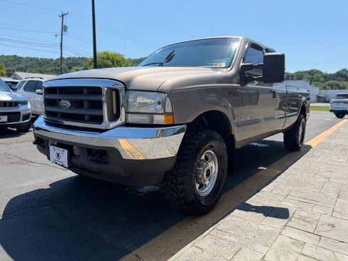 Used 2004 Ford F250 Lariat AWD/4WD image 4