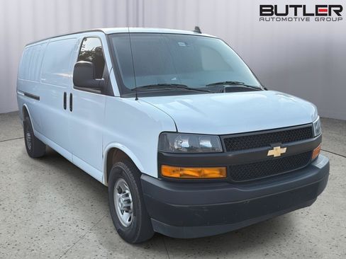 Used 2023 Chevrolet Express 2500 Extended w/ Driver Convenience Package RWD image 6
