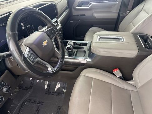 Used 2022 Chevrolet Silverado 1500 LTZ w/ Z71 Off-Road Package AWD/4WD image 24