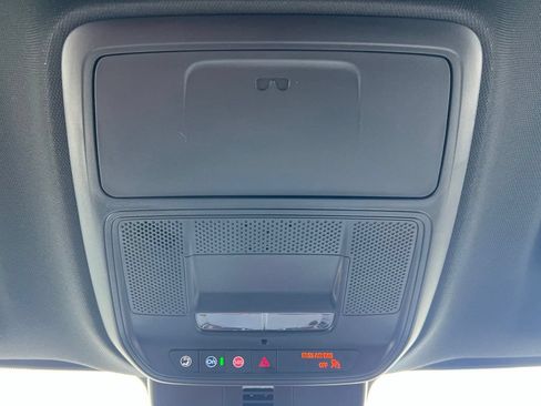 New 2027 Chevrolet Traverse LT FWD image 24