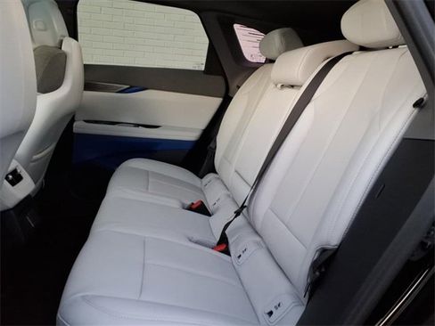 New 2026 Cadillac Optiq Luxury 1 image 6