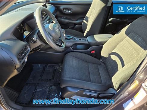 Used 2023 Honda HR-V LX image 13