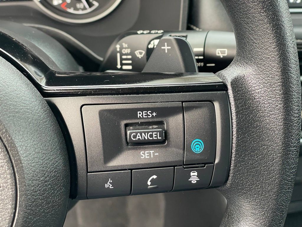 Certified 2023 Nissan Rogue SV AWD/4WD image 19