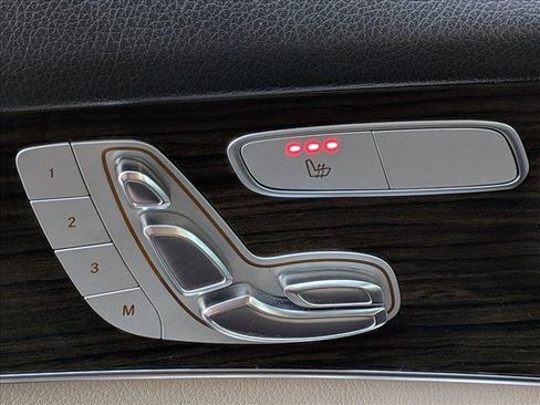 Used 2019 Mercedes-Benz GLC 300 GLC 300 image 12