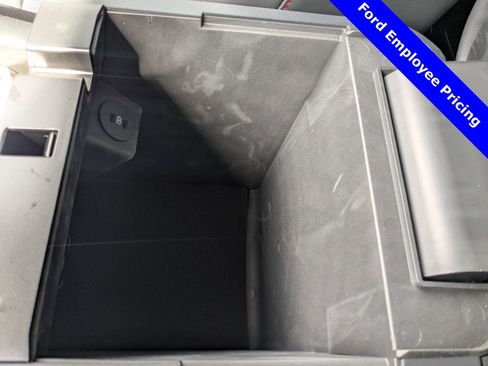 New 2025 Ford Explorer ST-Line w/ Premium Package image 43