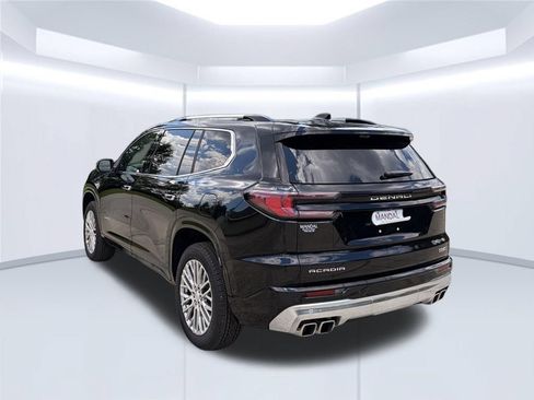 Used 2026 GMC Acadia Denali w/ Super Cruise Package FWD image 9