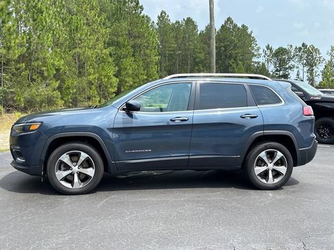 Used 2019 Jeep Cherokee Limited AWD/4WD image 8
