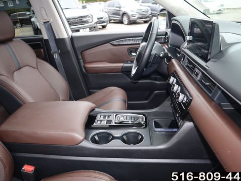 Used 2023 Honda Pilot Elite image 30