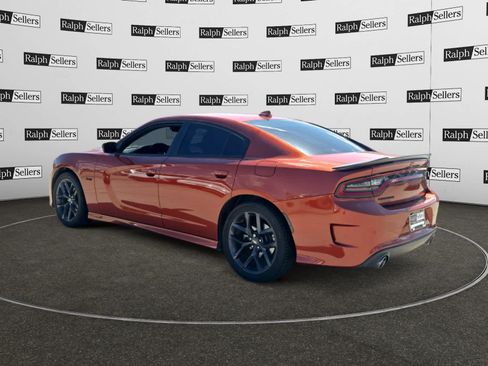 Used 2023 Dodge Charger R/T w/ Blacktop Package RWD image 4