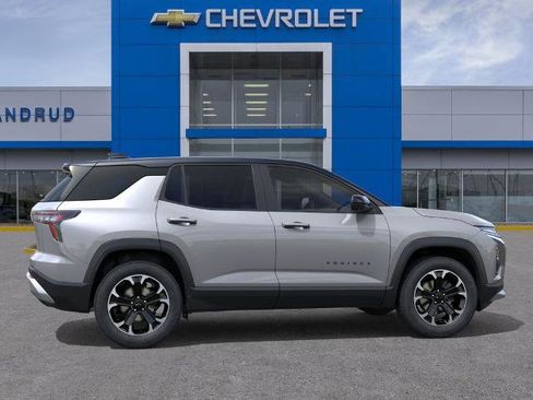 New 2026 Chevrolet Equinox LT w/ Convenience Package II AWD/4WD image 5