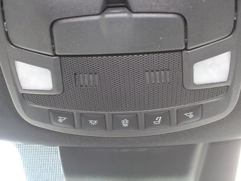 Used 2020 Lincoln Navigator 2WD image 36