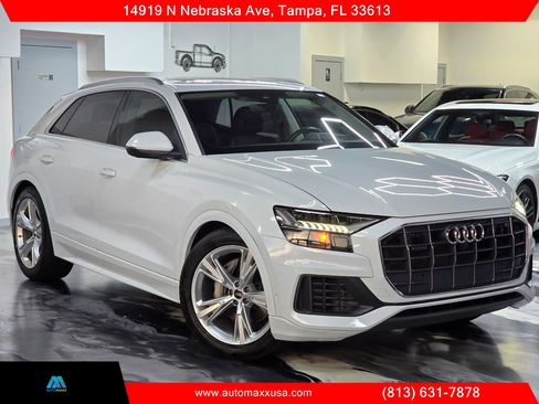 Used 2023 Audi Q8 Prestige AWD/4WD image 2