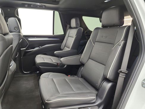 Used 2025 Cadillac Escalade Sport w/ LPO, ONYX Package AWD/4WD image 15
