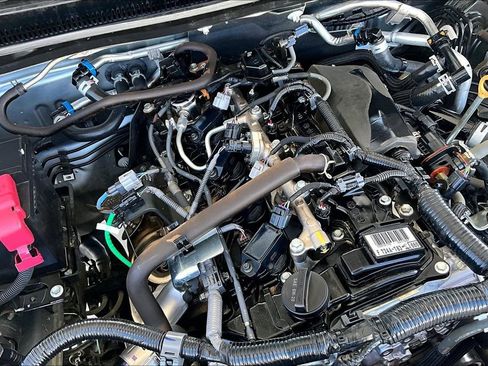 Used 2024 Toyota Tacoma TRD Off-Road image 30