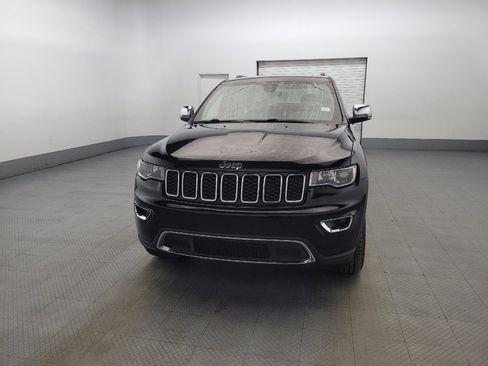 Used 2017 Jeep Grand Cherokee Limited image 15