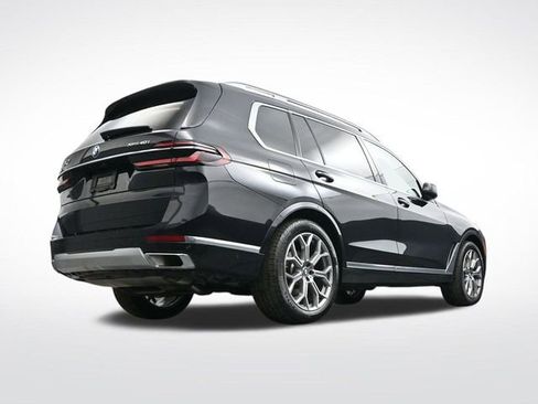 Used 2024 BMW X7 xDrive40i w/ Executive Package image 30