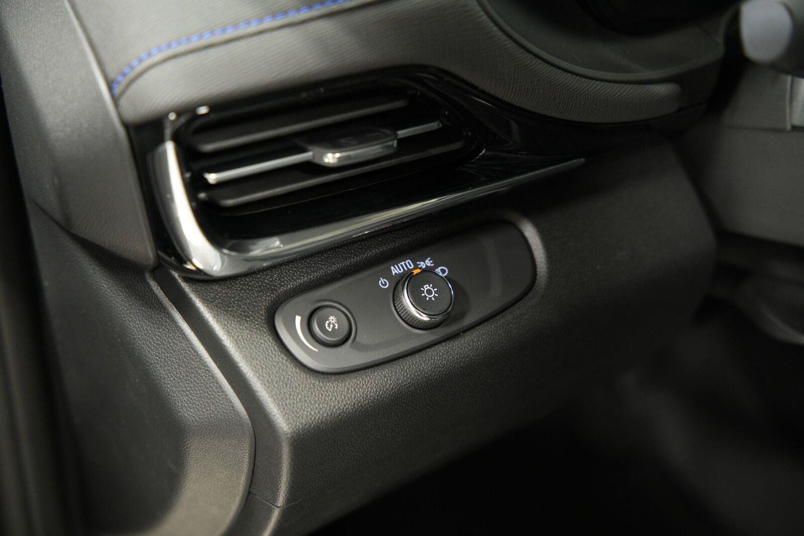 New 2026 Buick Envista Sport Touring w/ Convenience I Package FWD image 38