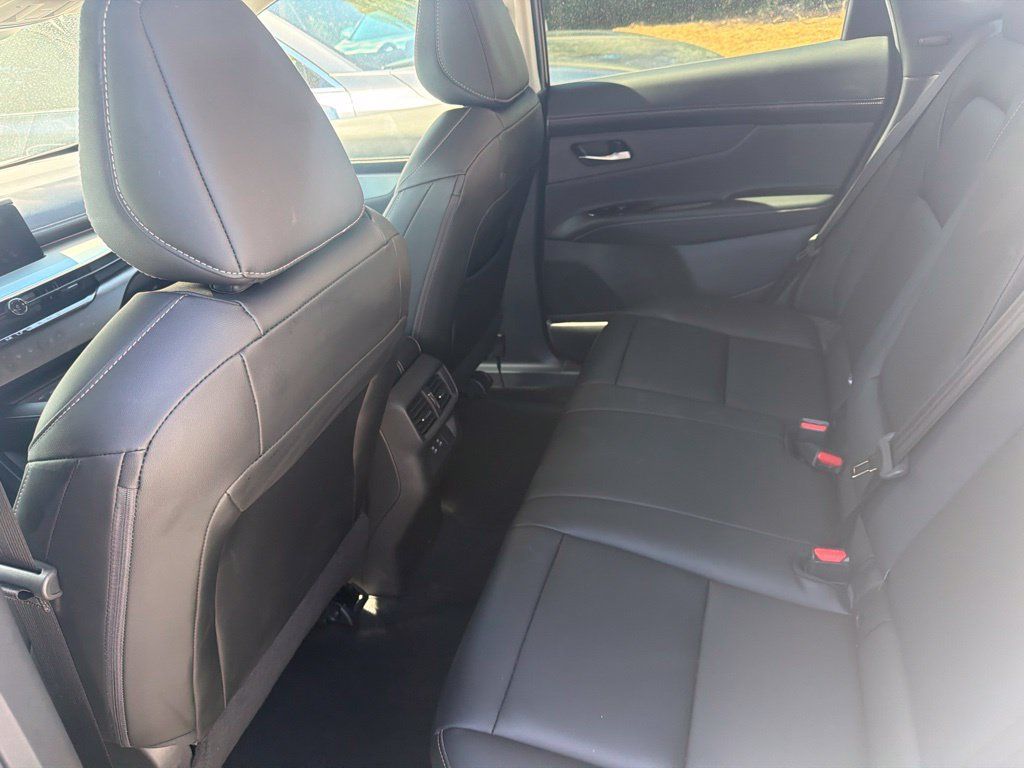Used 2025 Nissan Murano SL w/ Cargo Package AWD/4WD image 12