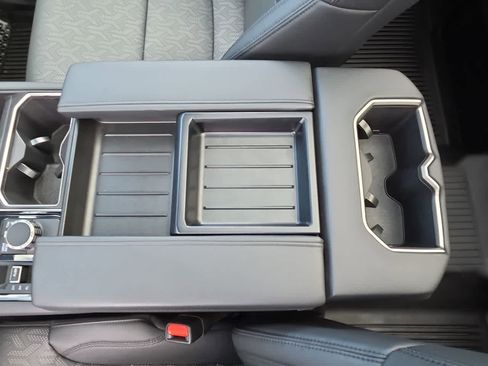 Used 2025 Toyota Tundra Limited image 20