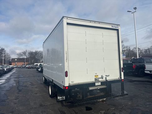 Used 2024 Ford E-450 and Econoline 450 Super Duty w/ Power Windows & Locks Group image 9