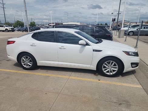 Used 2013 Kia Optima LX w/ Convenience Pkg FWD image 12