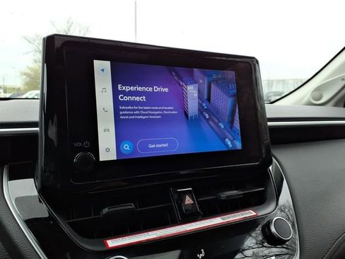 Used 2023 Toyota Corolla Cross LE image 24