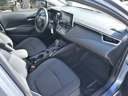 Used 2020 Toyota Corolla LE image 13