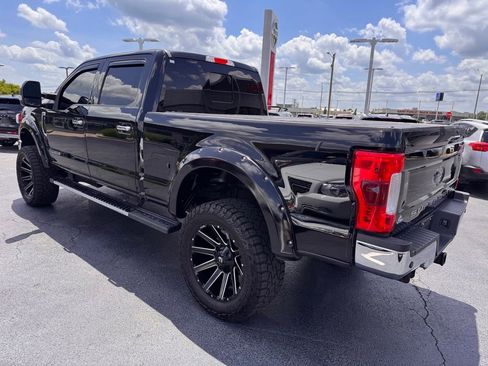 Used 2017 Ford F250 Lariat w/ Chrome Package AWD/4WD image 3