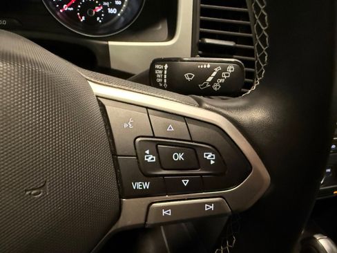 Used 2021 Volkswagen Atlas SE image 41