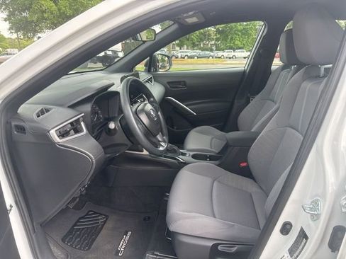 Used 2025 Toyota Corolla Cross AWD Hybrid image 22