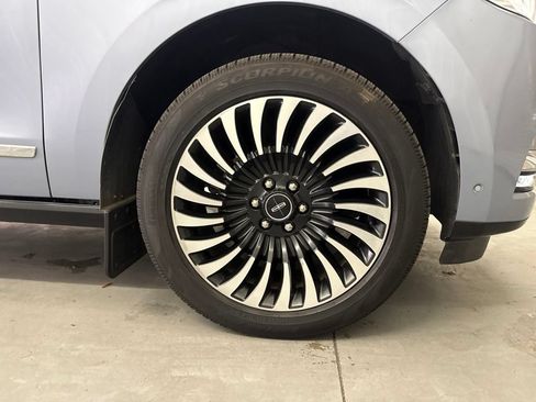 Used 2020 Lincoln Navigator L Black Label AWD/4WD image 26