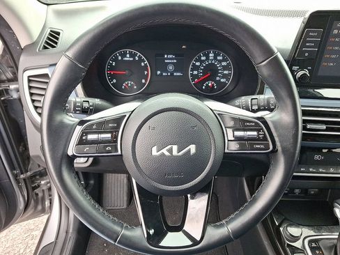 Certified 2023 Kia Seltos S image 19