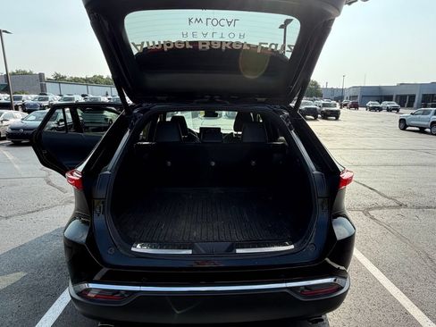 Used 2021 Toyota Venza XLE w/ Softex Package AWD/4WD image 15