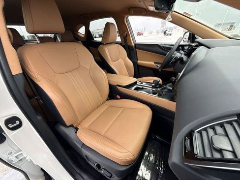 Certified 2025 Lexus NX 250 FWD w/ Accessory Package (Z2) image 26
