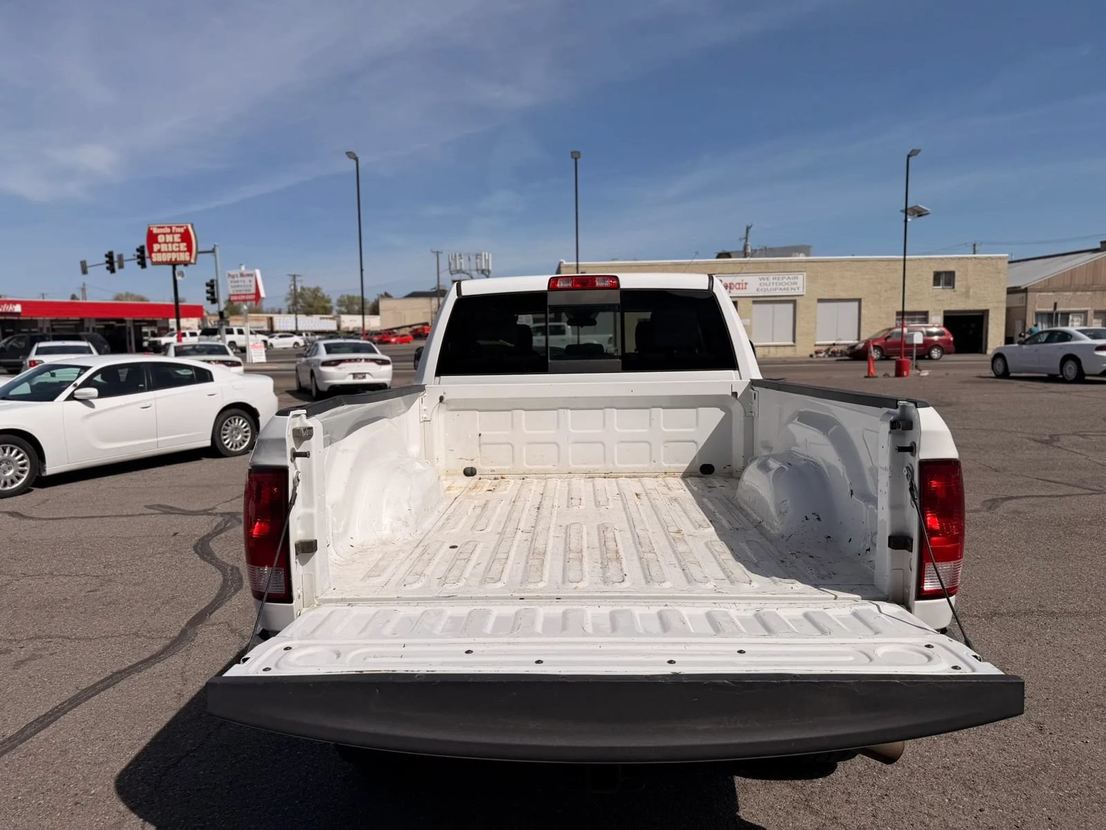 Used 2018 RAM 2500 SLT w/ Protection Group AWD/4WD image 11