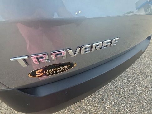 Used 2023 Chevrolet Traverse LT AWD/4WD image 36