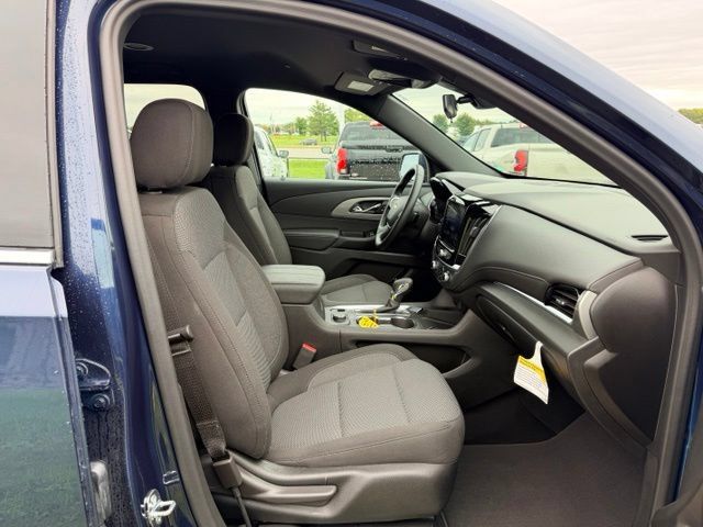 Certified 2023 Chevrolet Traverse LT AWD/4WD image 11
