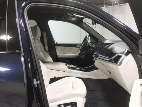 Certified 2024 BMW X5 M60i w/ Executive Package AWD/4WD image 8
